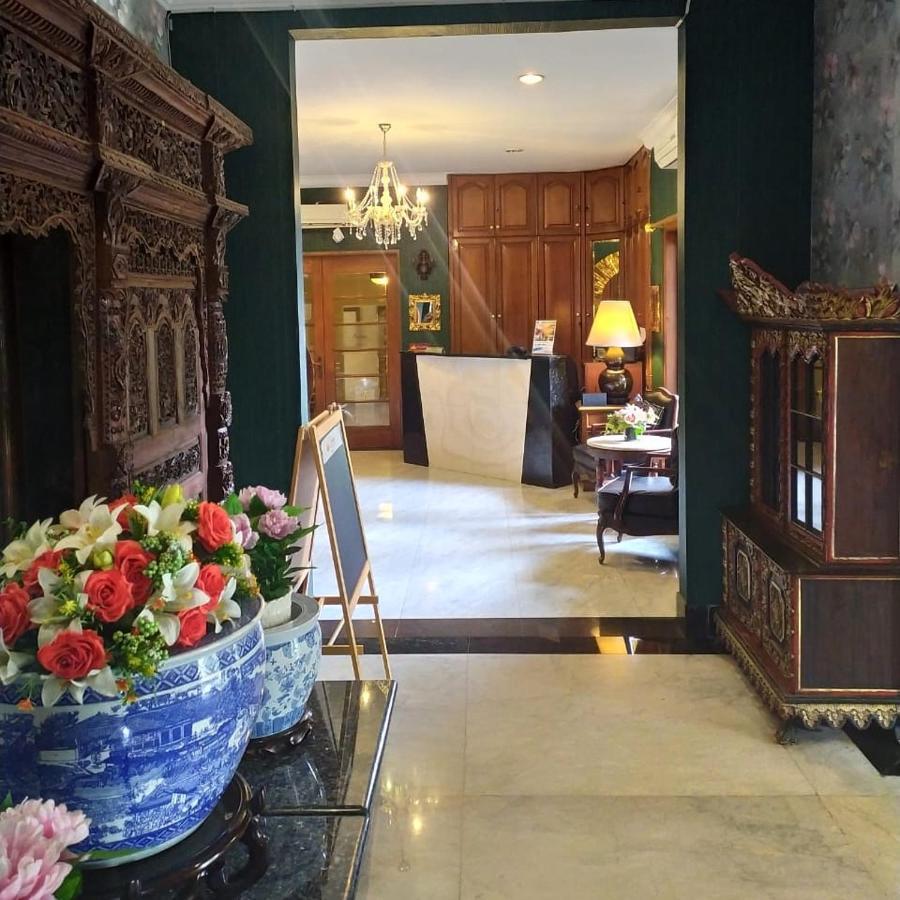 Arimbi Pejaten Suites Джакарта Екстер'єр фото