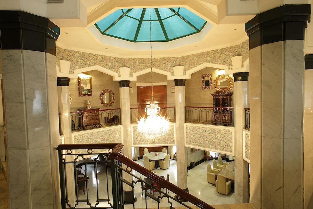 Arimbi Pejaten Suites Джакарта Екстер'єр фото