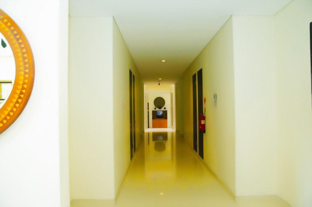 Arimbi Pejaten Suites Джакарта Екстер'єр фото